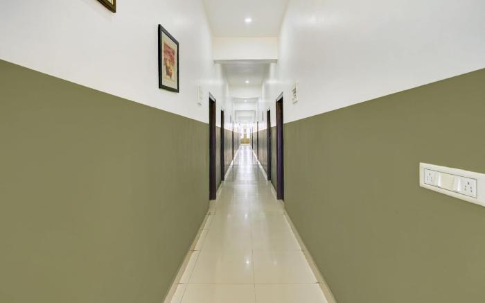 Super Collection O Chikmangaluru Near Railway Station