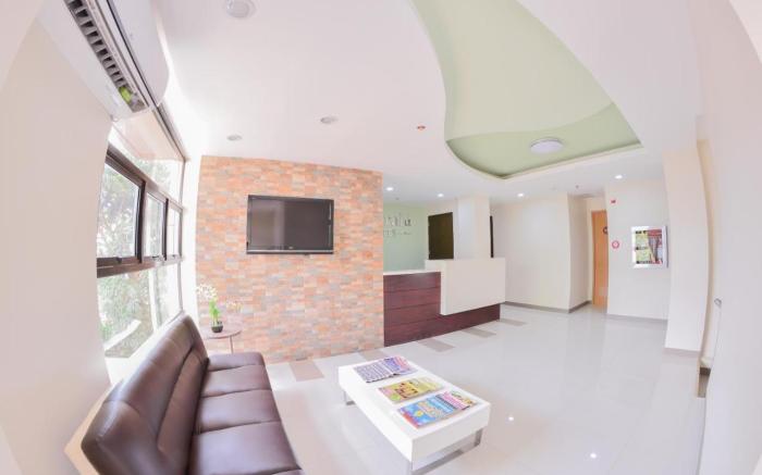 Emerald Suites CDO