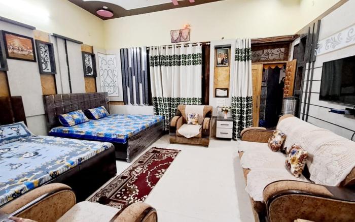 Lord Krishna Home Stay Mathura