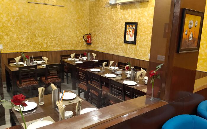 Hotel Gold Stay Near Delhi Airport