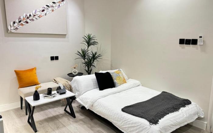 New Smart Lock Apartment with Stylish Detail