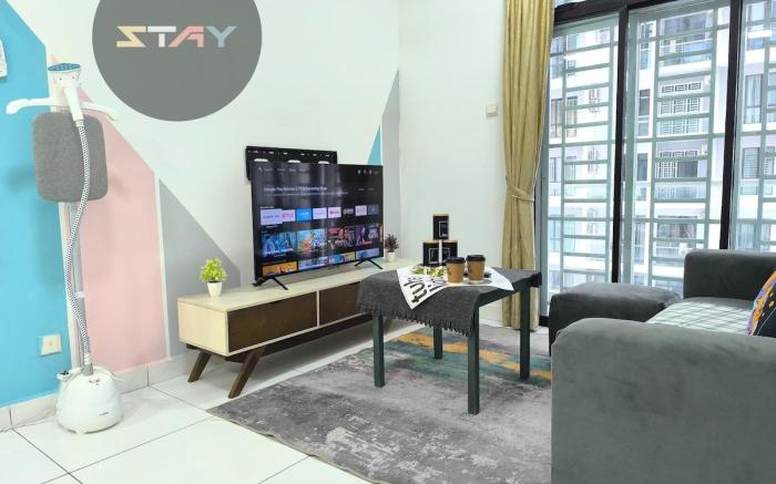 Platino Comfort 2Bed Netflix Paradigm Mall BySTAY