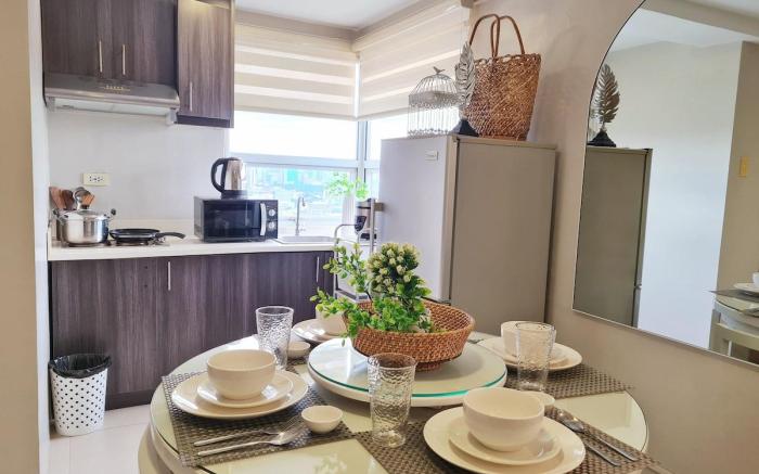 3 Bedroom Cozy Condo Unit in New Manila QC
