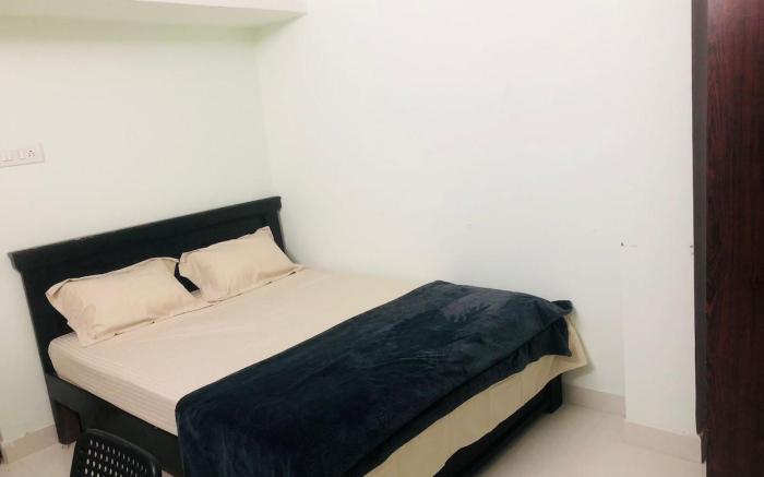 3 BHK for Friends and Families (303)