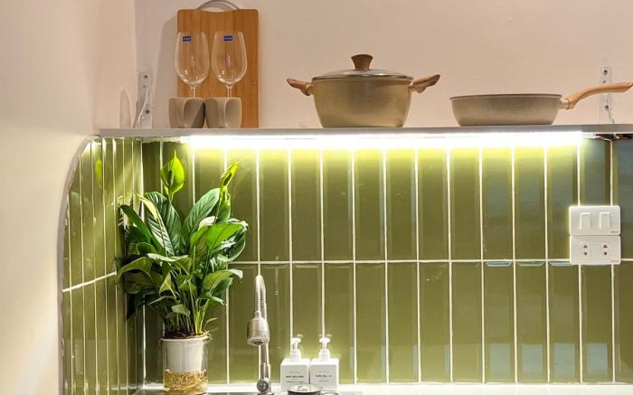 H Studio | Kitchen | Netflix | 18m2 | 503
