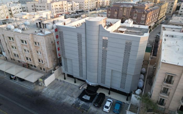Reef Beach Hotel Apartments
