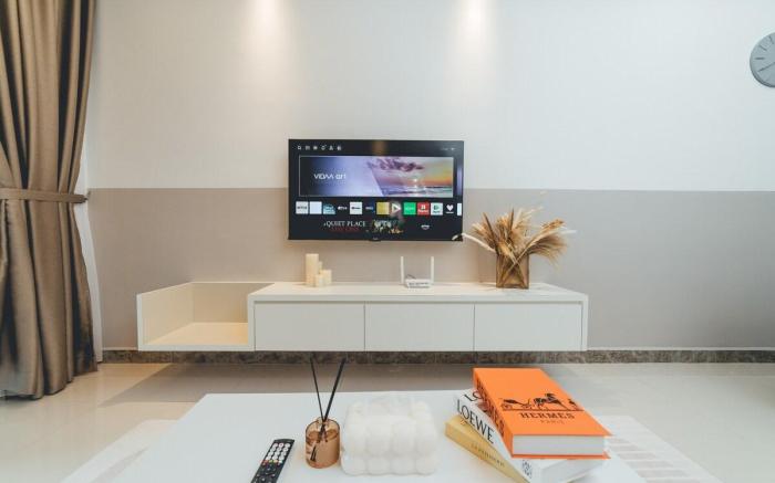 CIQ Balcony Seaview Chic Vibe 3BR RNF Princess