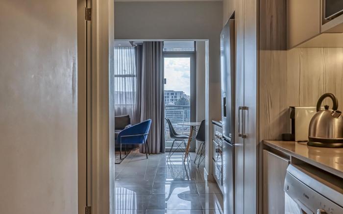 Stunning 1 Bedroom at The Median