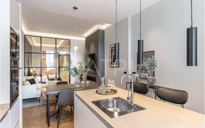 Flat  5  10m walk to Bernabeu  Real Madrid stadium