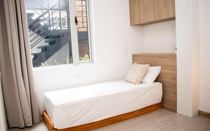 Comfortable room near 70