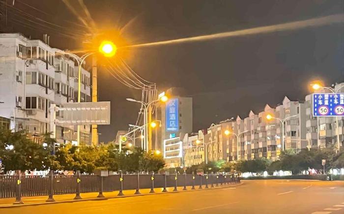 Hanting Hotel Lujiang Zhouyu Avenue