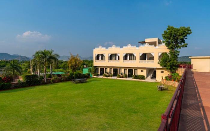 Hill Garden Resort - A HILLSIDE HAVEN