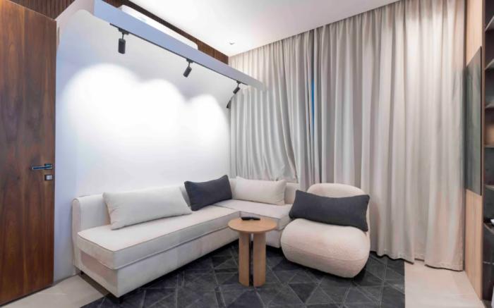 Luxurious 2-BR flat with relaxation space lll