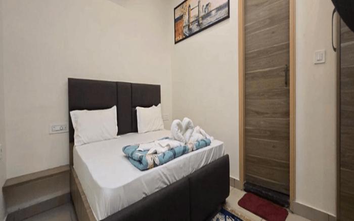 G8 Hotel