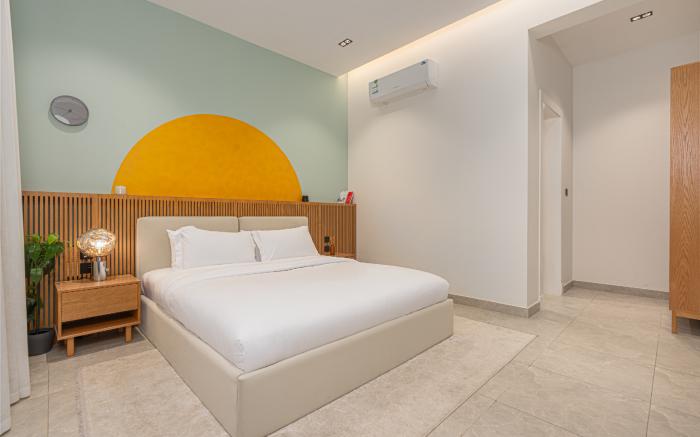 Two Bedroom Luxury Flat in Alyasmin