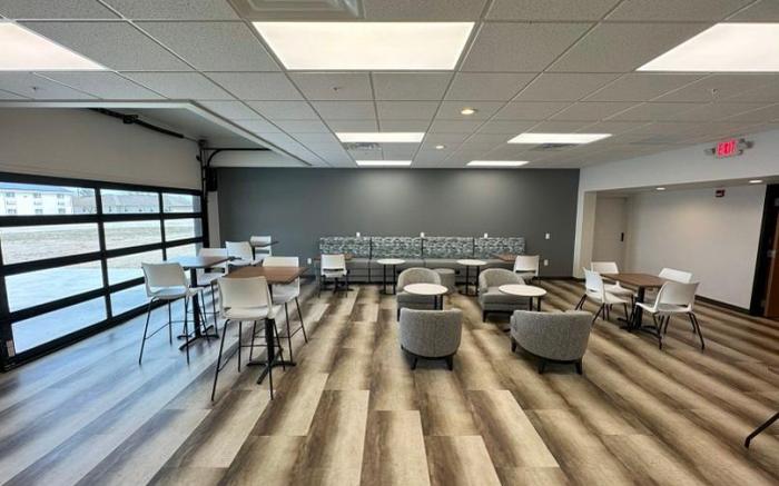 Bearcat Inn and Suites