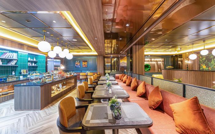 Orange Hotel Nanjing Hexi Golden Eagle