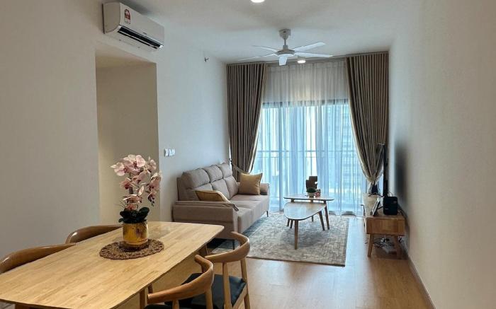 Splash Mania Pool View Homestay KLIA WIFI Netflix