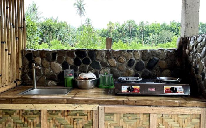 Camp Irog's Scenic Hut (Liyag Lodge)