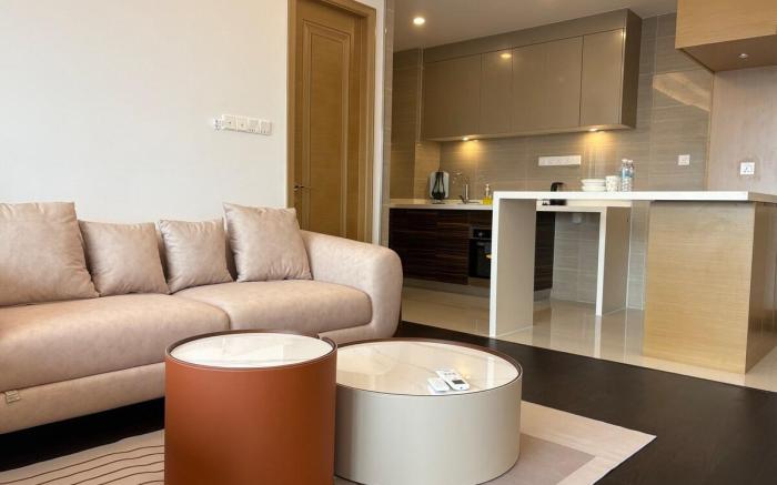 R&F Seine Region High Floor Comfy Studio NO TV