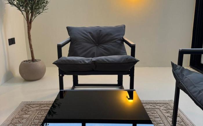 Amara-Al-Malqa studio LUXE 1