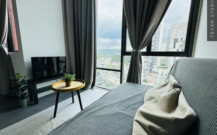 Seven Studio 7 @ Empire Damansara - Netflix WiFi