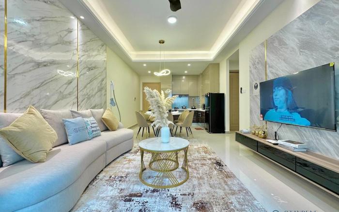 Luxurious 2 Bedroom/4Pax•R&F Seine Region•NearCIQ
