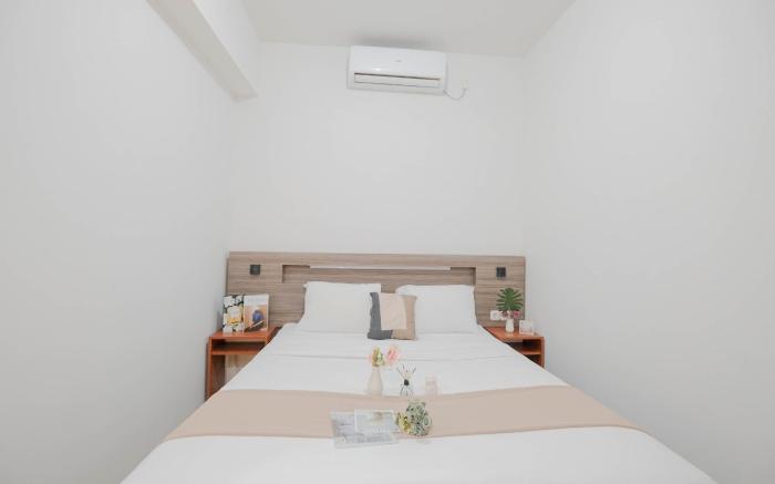 Warm Comfy 2BR Apt Vittoria Residence By Travelio