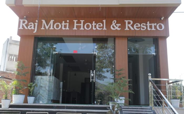 Rajmoti hotel & restro