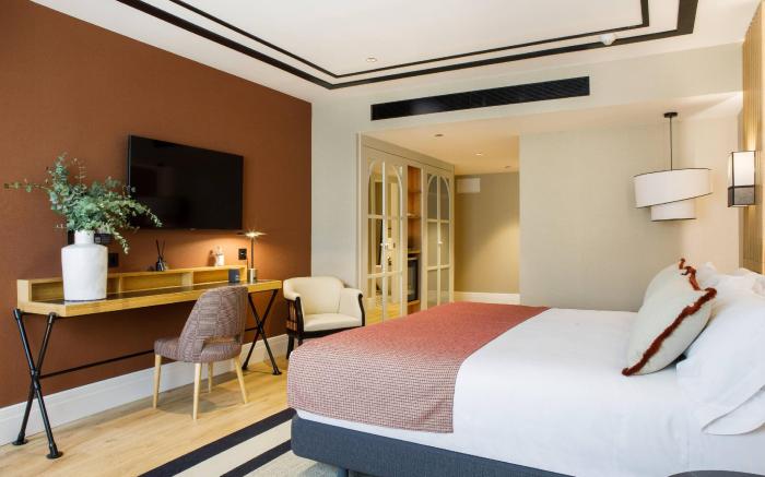 Catalonia Plaza Espana Hotel & Spa