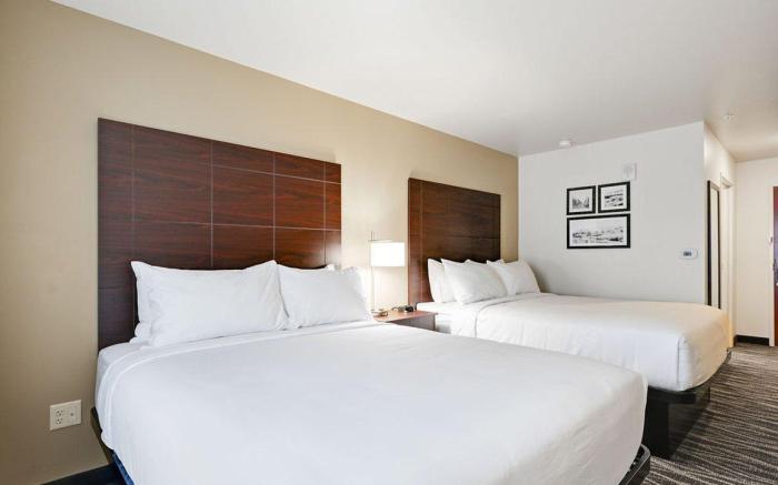 Cobblestone Hotel & Suites - Rhinelander