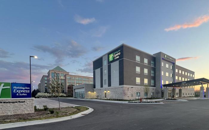 Holiday Inn Express And Suites Chicago Schaumburg By IHG