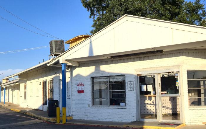 Cole Manor Motel By OYO Love Field Market Center