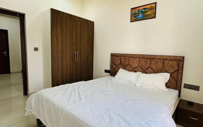 The Flora Homestay | Near Goverdhan Sagar Lake