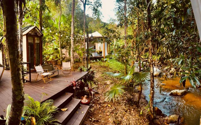 Mornery The Riverside