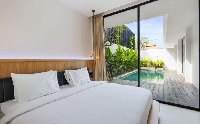 New 3 BR Luxury Villa in Umalas