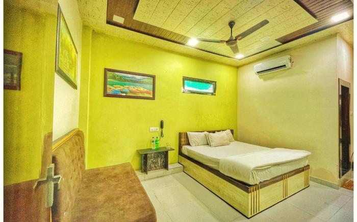 Hotel Pragati Heights