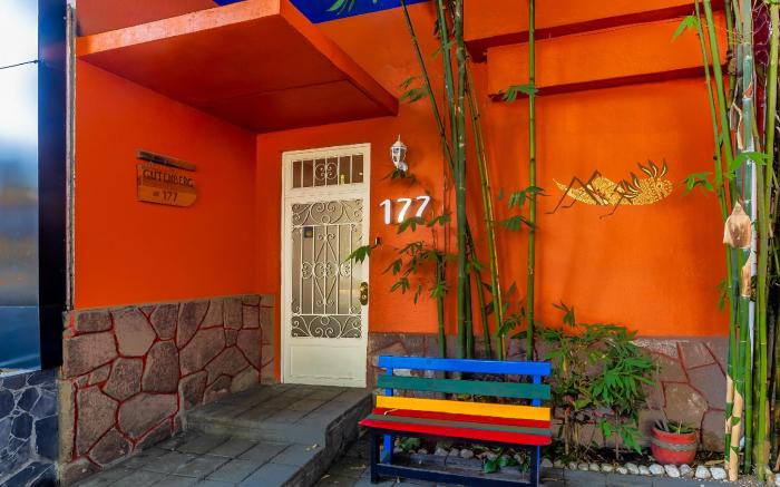 OYO Casa Anzures
