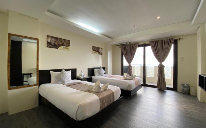 Navarro Hotel Caticlan (Navsot Corp.)
