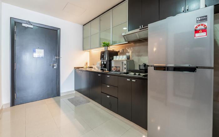 Resort Suites 6pax 2min to Sunway Lagoon&Pyramid