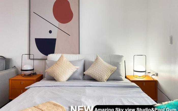 Amazing Century Spire Makati High Floor View 4622