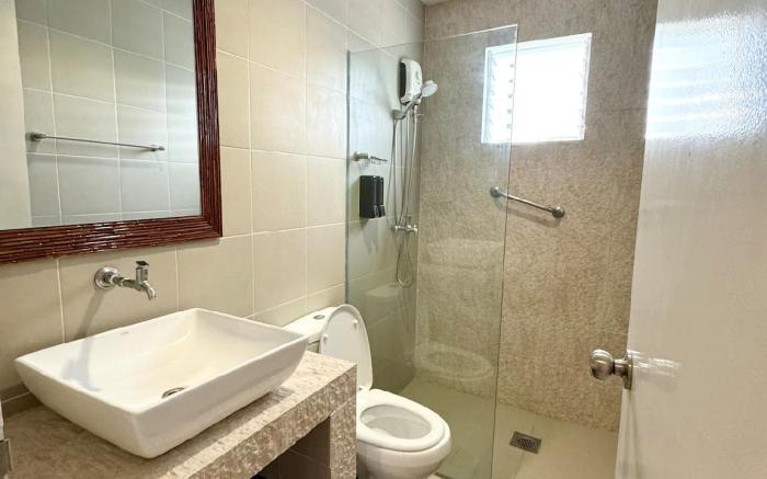 Stylish Honeymoon Villa #3 close to Alona Beach