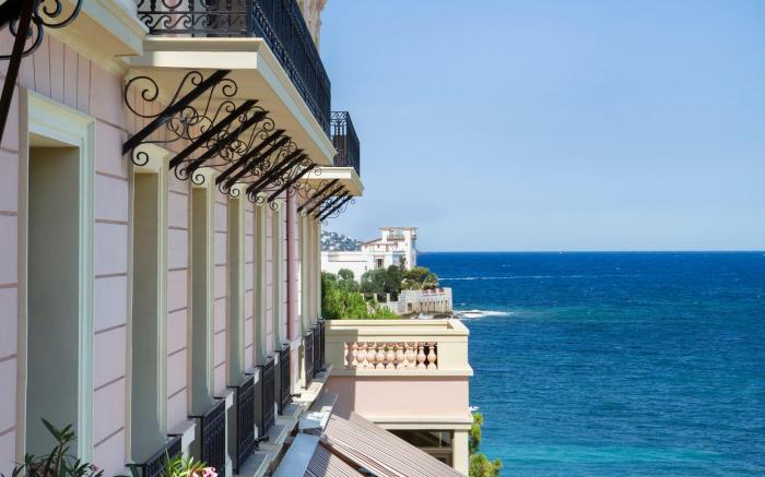 Royal Riviera
