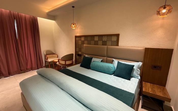 Yes Hotel By The Ganges