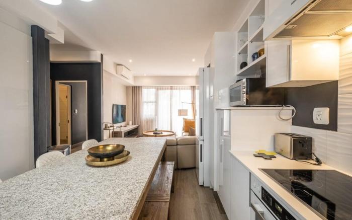 Luxury*1BR Apt: *Poolside*Near Menlyn Mall