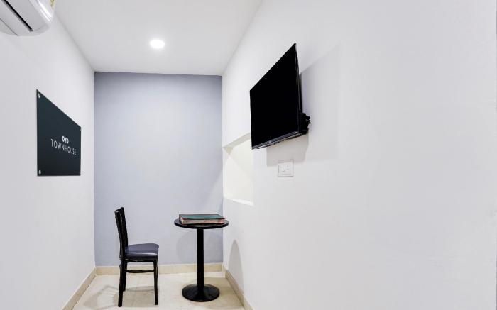 Super Townhouse Morden Town