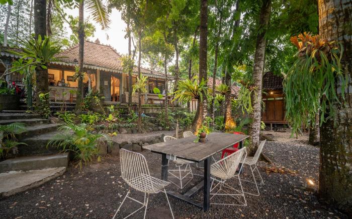 Villa Sare Bangunjiwo