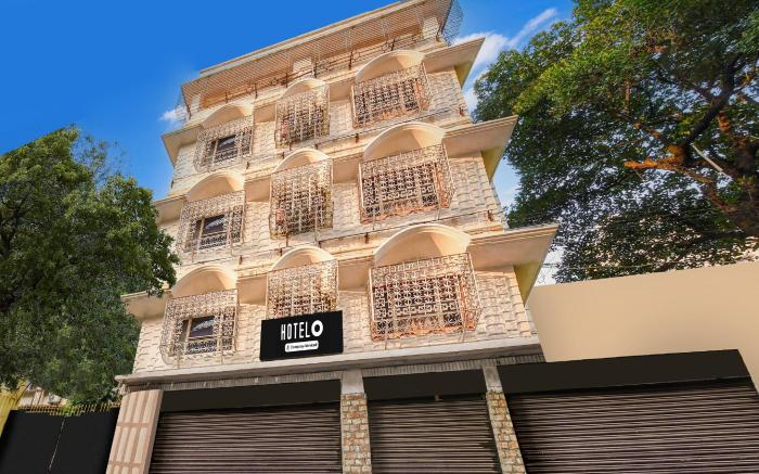 Super Hotel O Sarat Bose Road formerly Shree Guest House