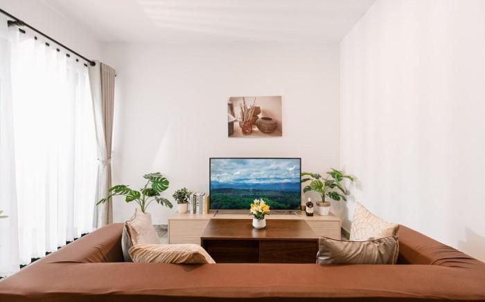 Huge Promote 2-3 bedroom in D1/Pool/Gym/Sauna