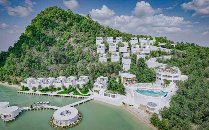69 Resort & Beach Club